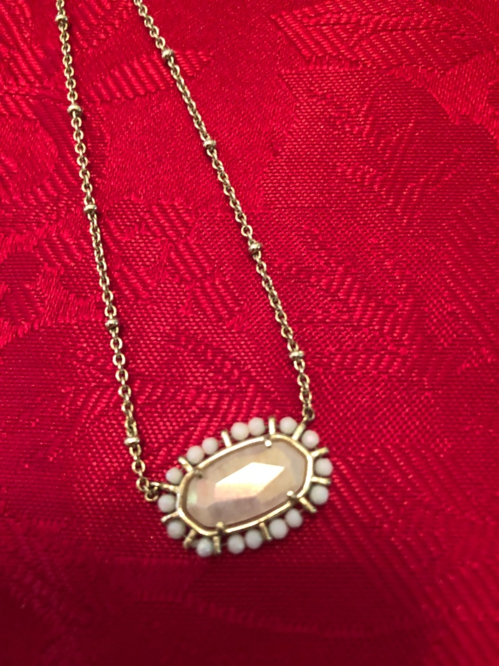 Beautiful Kendra Scott Necklace